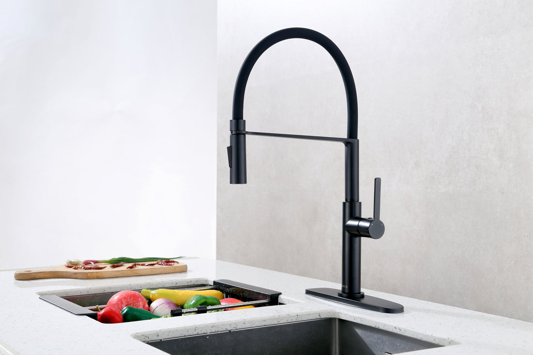 Pull Down Single Handle Kitchen Faucet black-brass