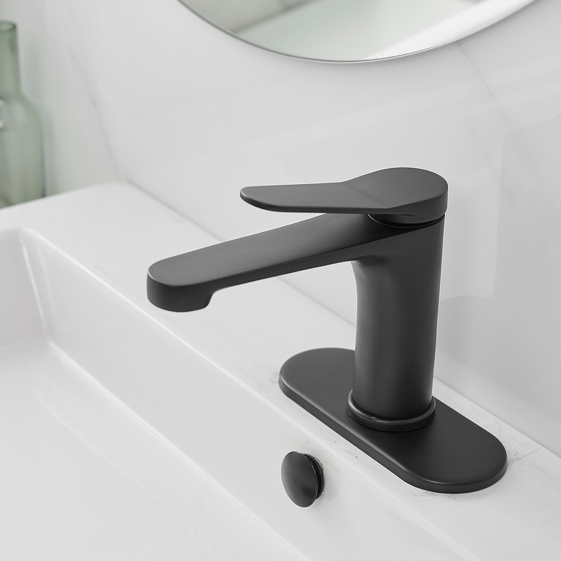 Single Handle Single Hole Bathroom Faucet with