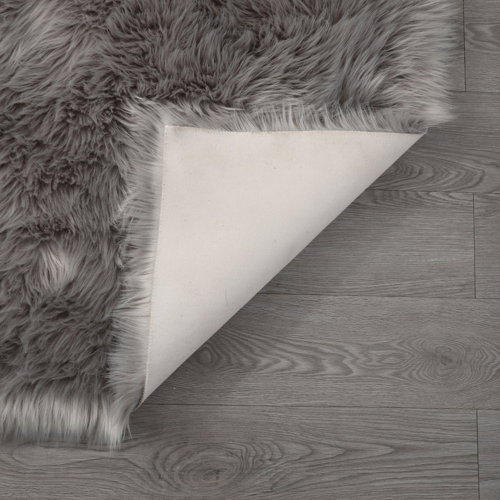 "Cozy Collection" Ultra Soft Fluffy Faux Fur Sheepskin light grey-polyester