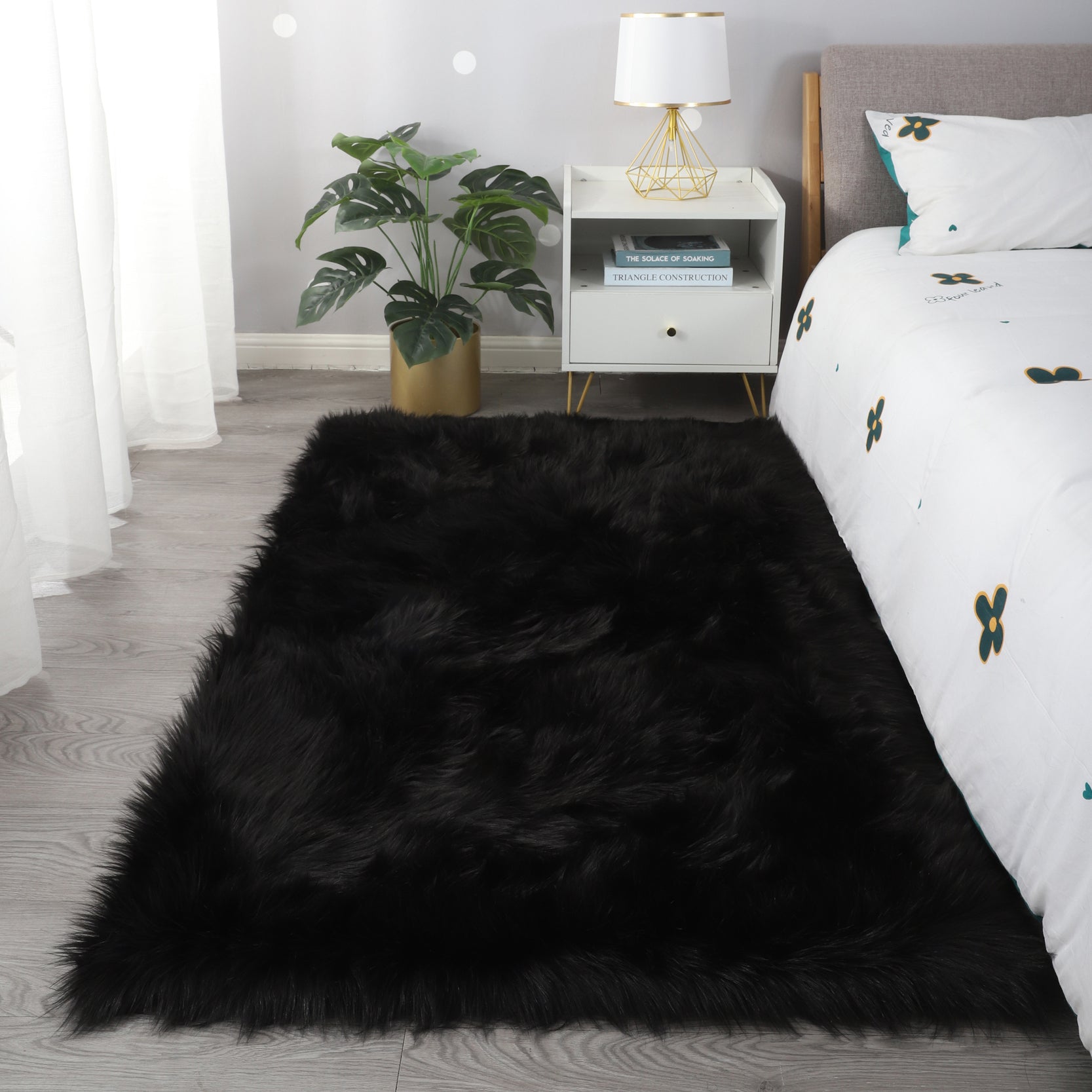 "Cozy Collection" Ultra Soft Fluffy Faux Fur Sheepskin black-polyester