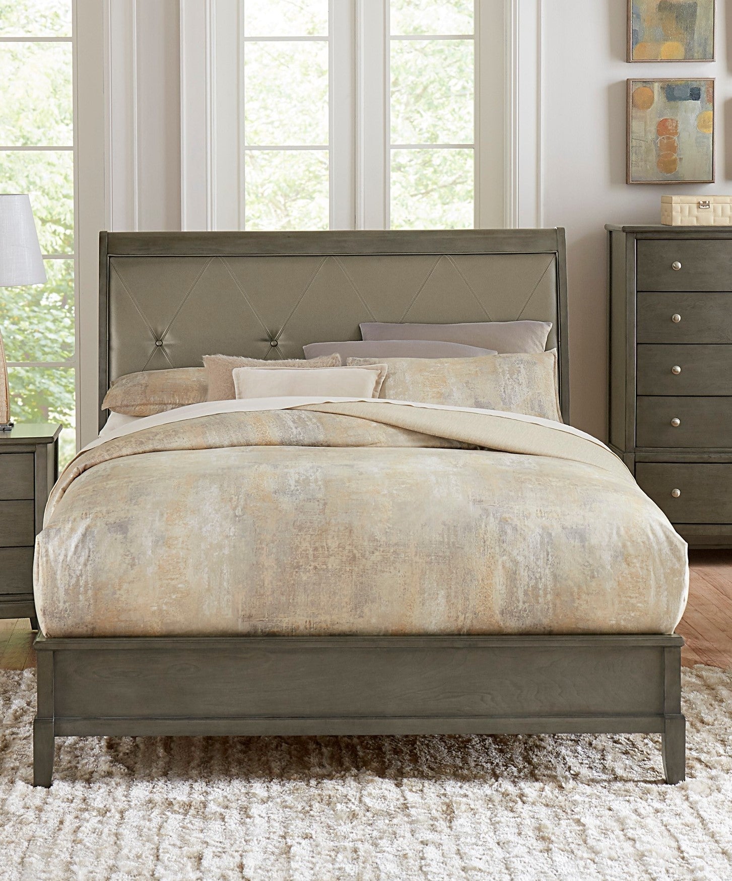 Transitional Style Gray Finish 1pc Queen Size Sleigh queen-gray-bedroom-transitional-sleigh-wood