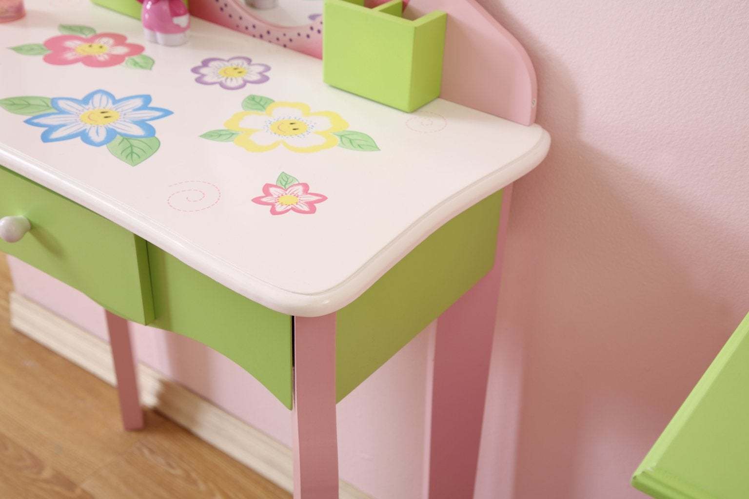 Layla Girls Flower Vanity Set with Stool