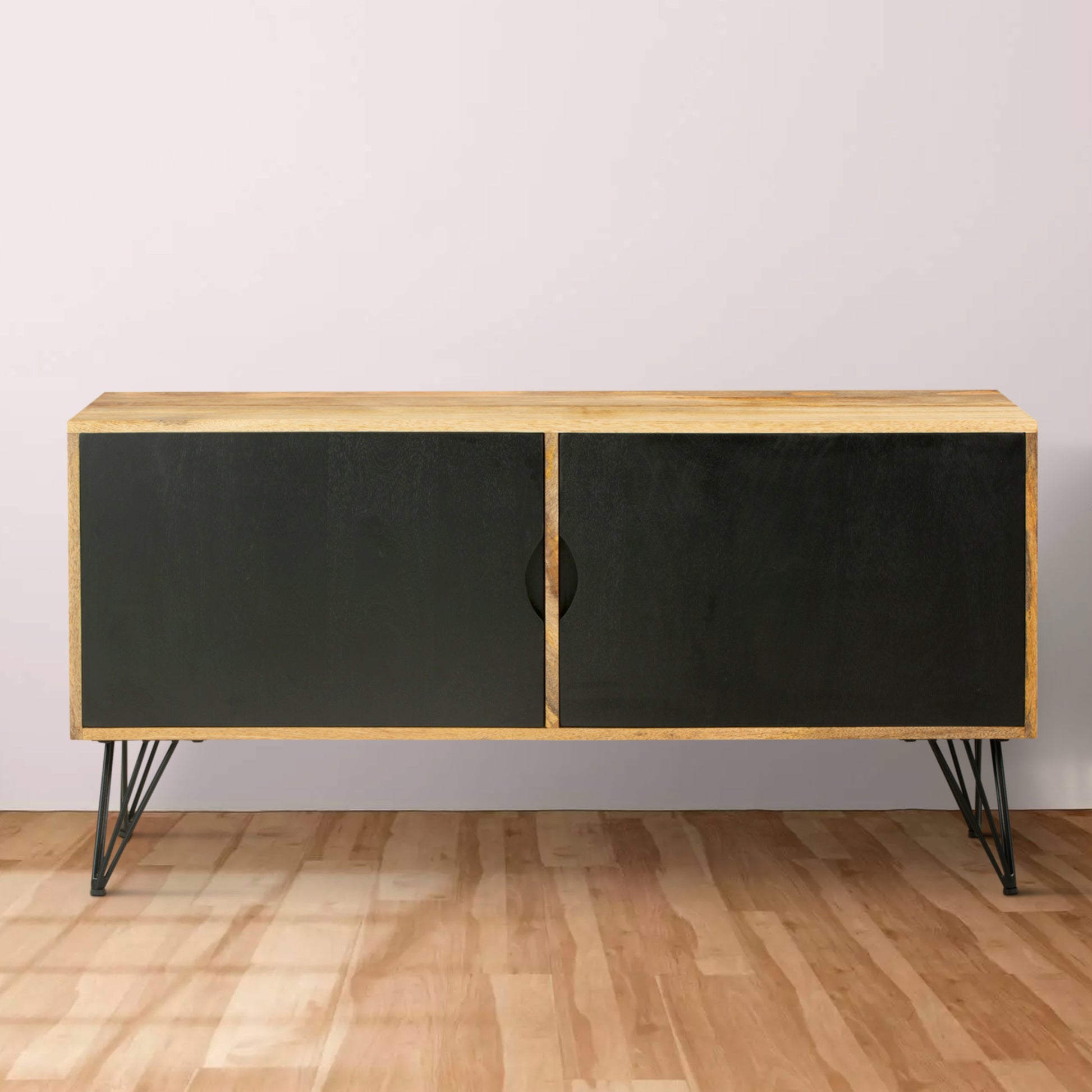 Tv Entertainment Unit with 2 Doors and Wooden