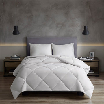 Oversized Down Alt Comforter with HeiQ Smart Temp white-polyester