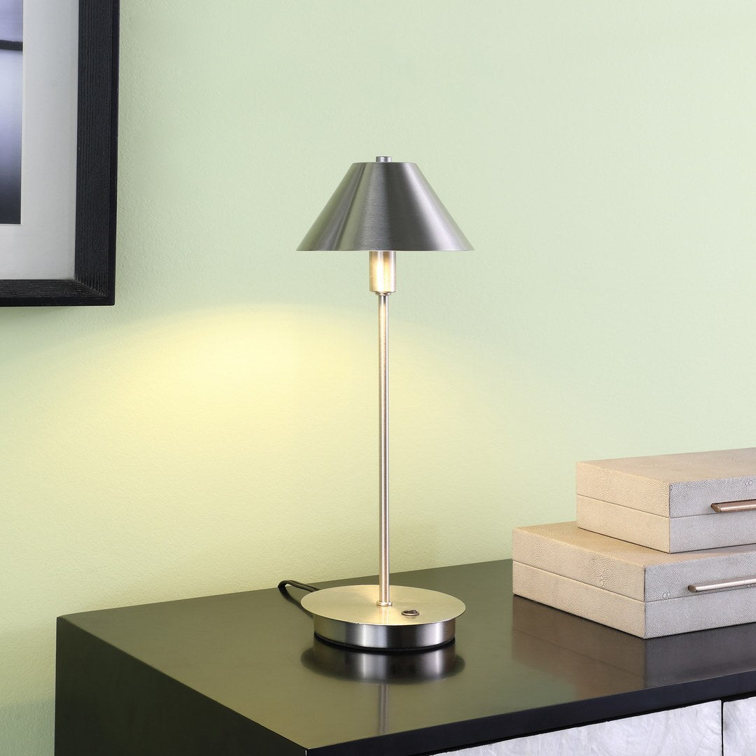 17.5" In Ryder Silver Nickel G 9 Led Table Lamp