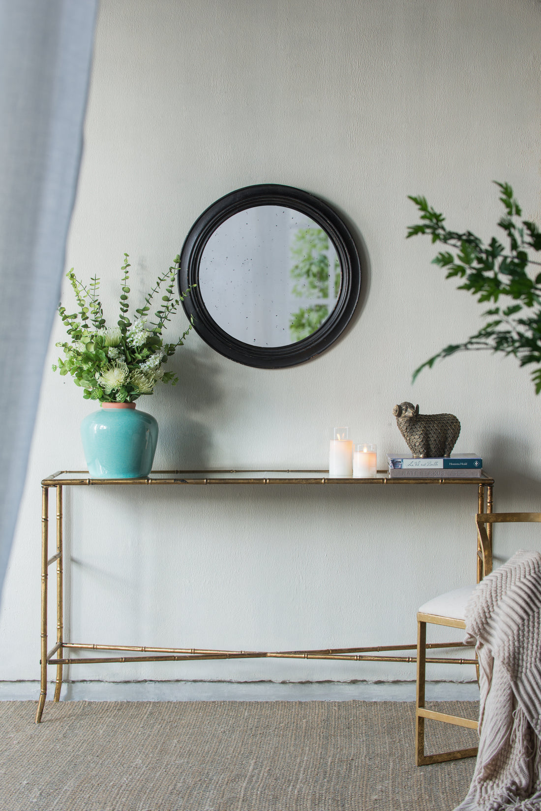 23.5" Circle Wall Mirror with Wooden Black Frame