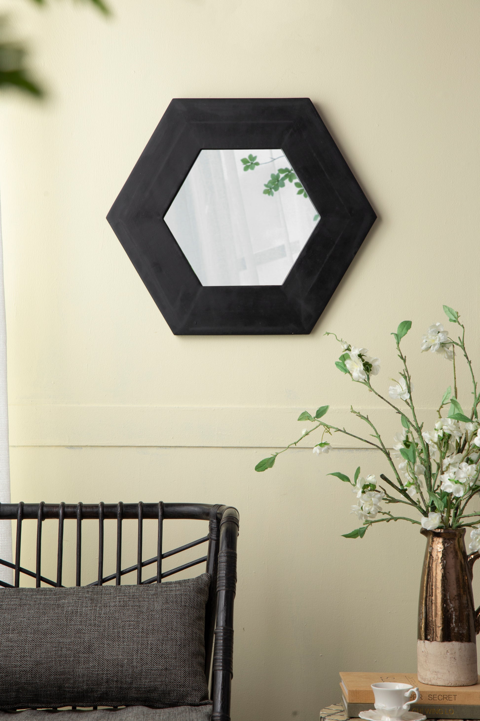 18.5" x 18.5" Hexagon Mirror with Solid Wood Frame black-wood+glass