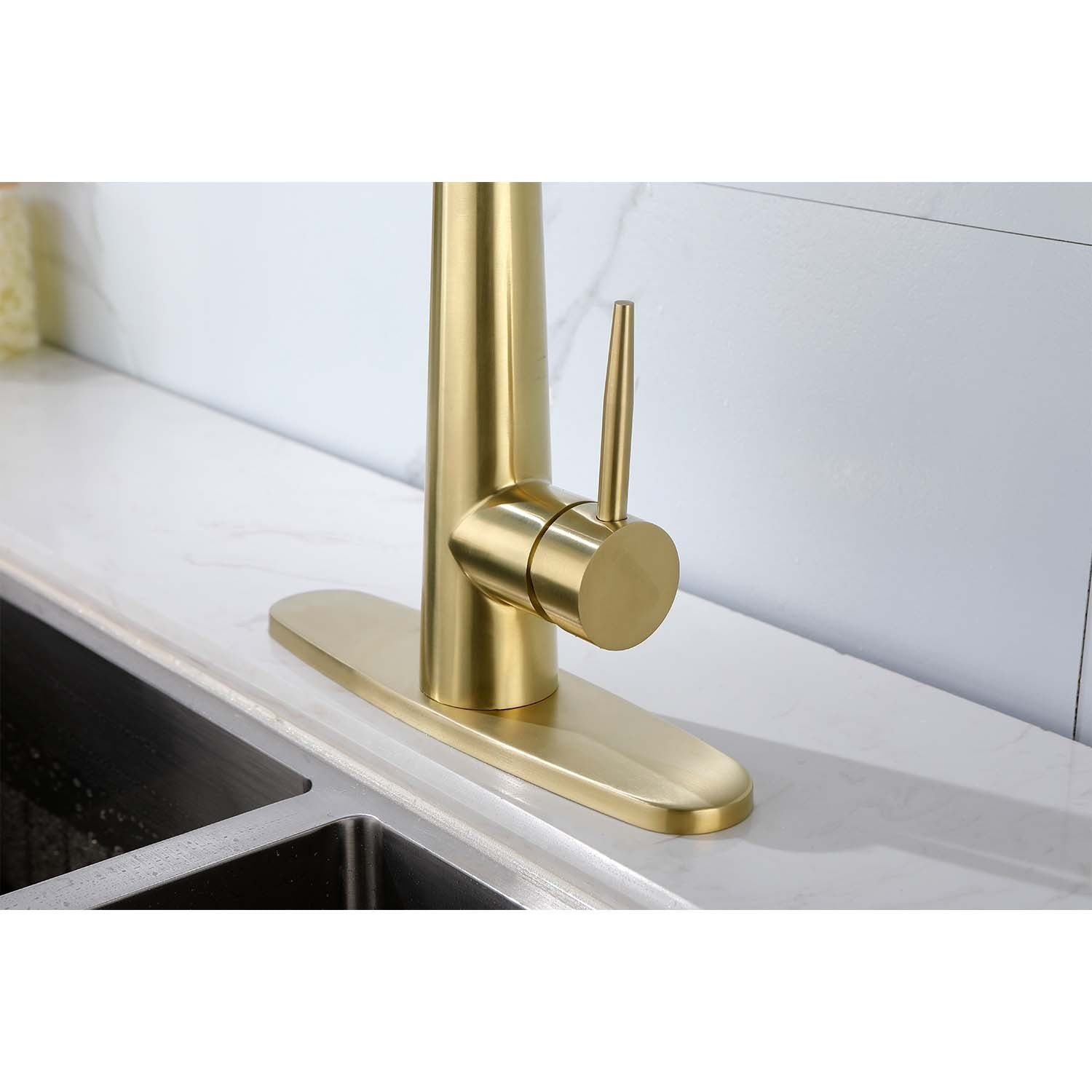 Kitchen Faucet with Pull Down Sprayer brushed gold-stainless steel