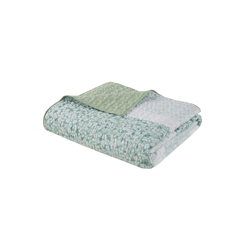 4 Piece Seersucker Quilt Set with Throw Pillow green-polyester