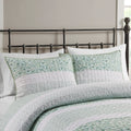 4 Piece Seersucker Quilt Set with Throw Pillow green-polyester