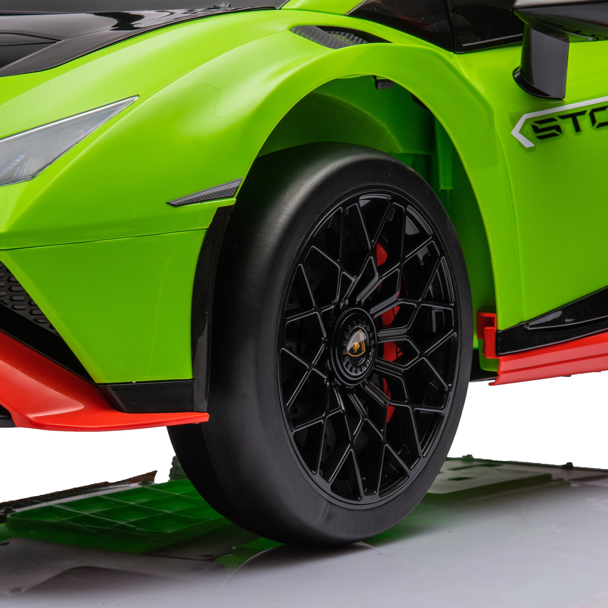 Lamborghini Huracan Sto 24V Kids Electric Ride On green-polypropylene