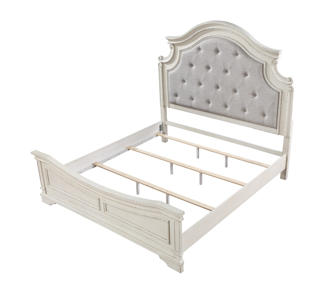 Noble Traditional Style Queen Bed with Button