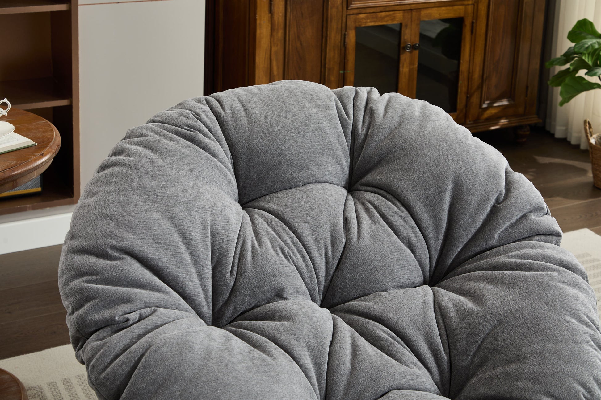 Oversized Swivel Accent Chair, 360 Swivel Barrel