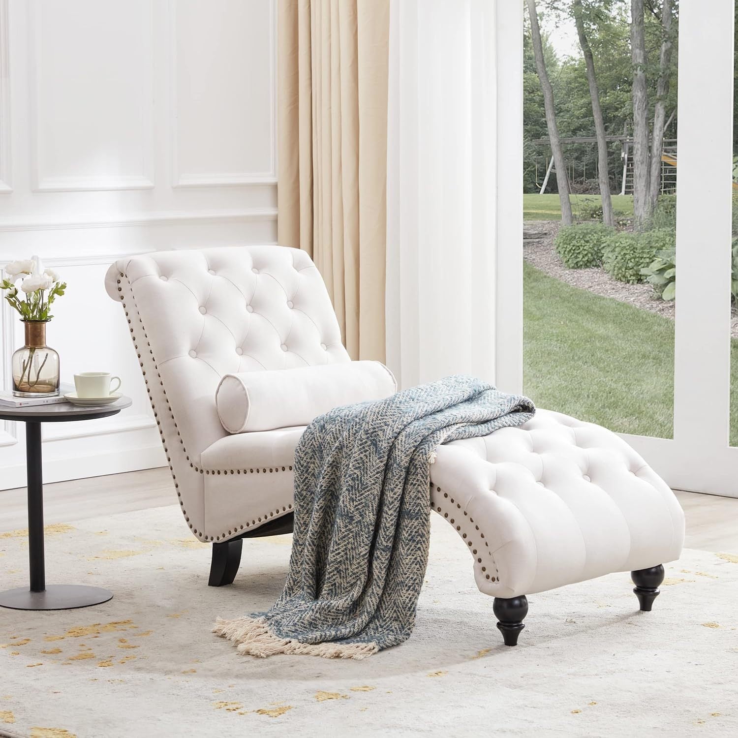 Upholstered Chaise Lounge With Solid Wood Legs -