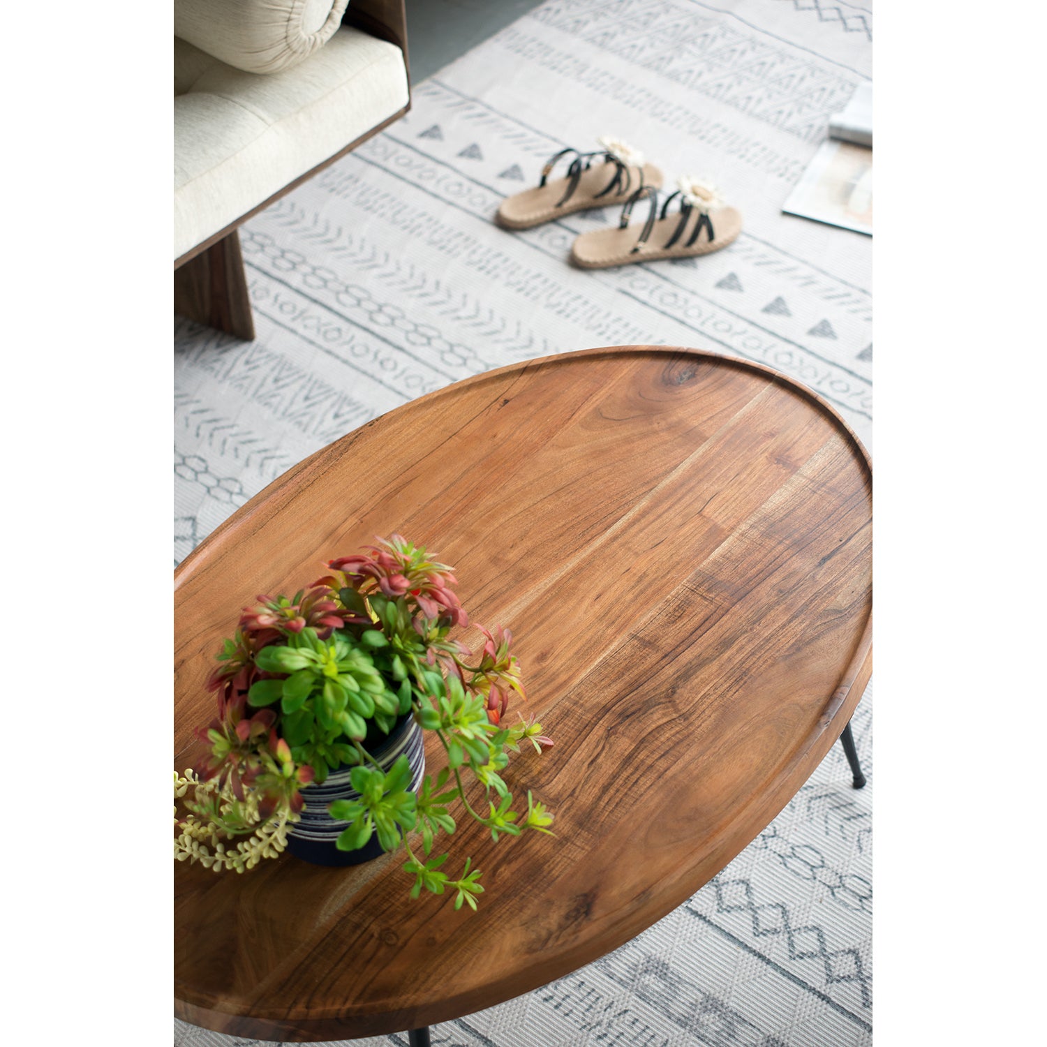 39X26X16" Oval Cofe Table - Brown Wood